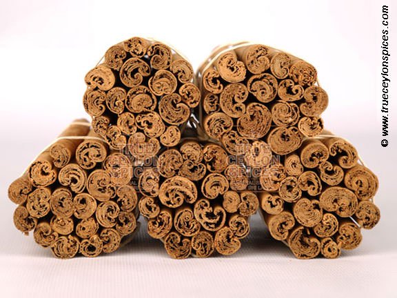 Ceylon-cinnamon-coils-front-tcs